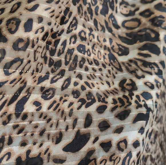 Mirror Image - Leopard Print Top Medium - NWT - Picture 7 of 10